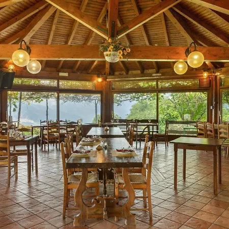 In With Views Tatil Evi